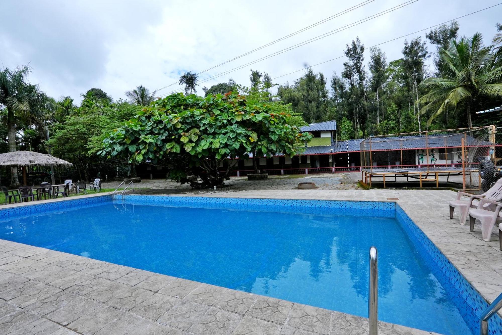 Leisure Homestay - Pool, Boating, Zipline, Home Food, Estate Chikmagalūr Buitenkant foto