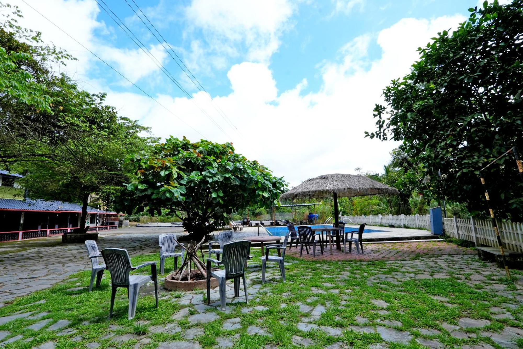 Leisure Homestay - Pool, Boating, Zipline, Home Food, Estate Chikmagalūr Buitenkant foto